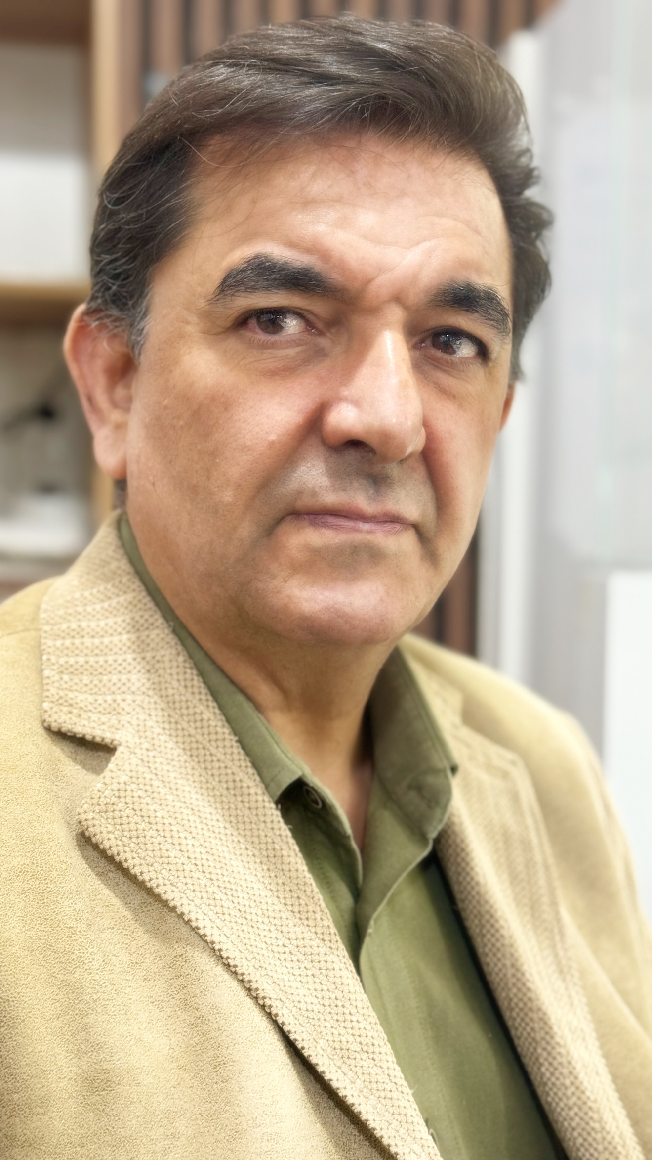 دکتر اسکندر کرمی مفرد